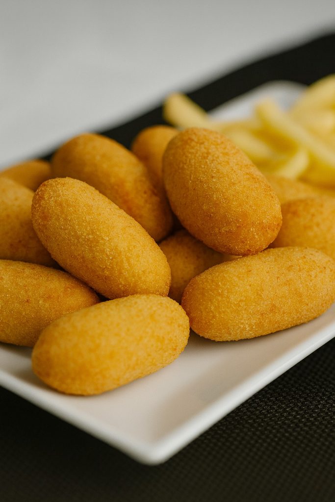 🐔 Croquetas Caseras de Pollo – Deliciosas, Cremosas y Crujientes
