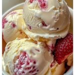 Helado de Fresa y Vainilla Casero: Un Postre Irresistible