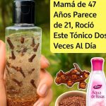 Tónico Natural que Resta Años a tu Piel