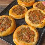 Pan Suave Relleno de Carne Molida – ¡El Aroma que Llenará tu Casa
