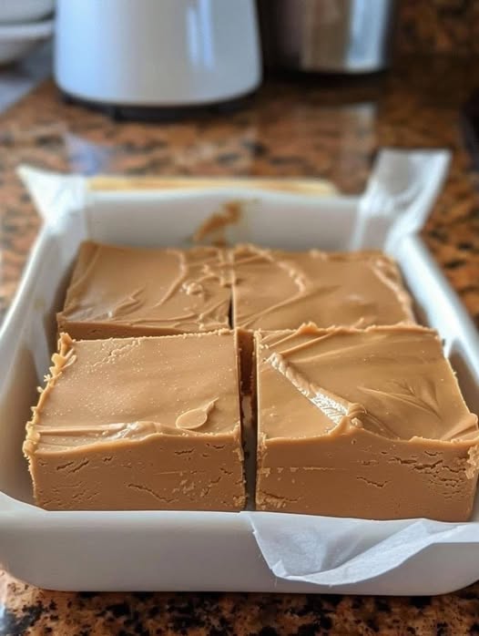Fudge de Mantequilla de Cacahuete: la receta infalible para un dulce cremoso y delicioso