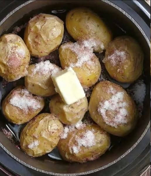 Papas al Horno en Olla de Cocción Lenta (Fáciles y Deliciosas)