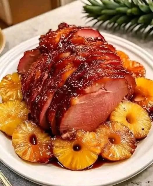 Jamón glaseado con piña: la receta definitiva para sorprender a todos 🍍