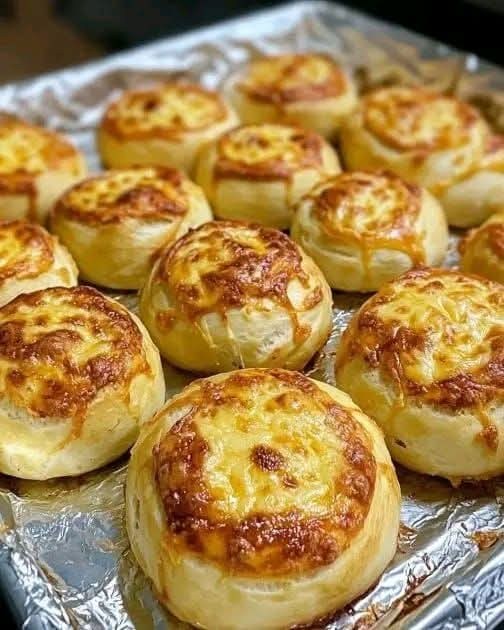 Panecillos de Ajo con Queso: un aperitivo fácil, esponjoso y delicioso