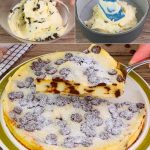 Pastel Cremoso con Chispas de Chocolate